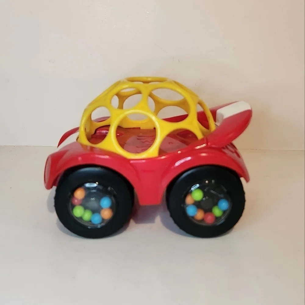 4” Oball Rattle and Roll Car Toy